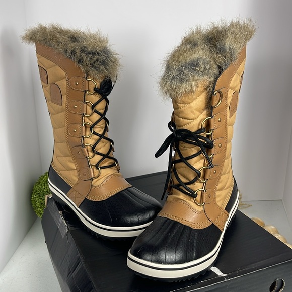 SOREL Tofino II - Women's Waterproof Insulated Winter Boot with Faux Fur Collar - Picture 14 of 14